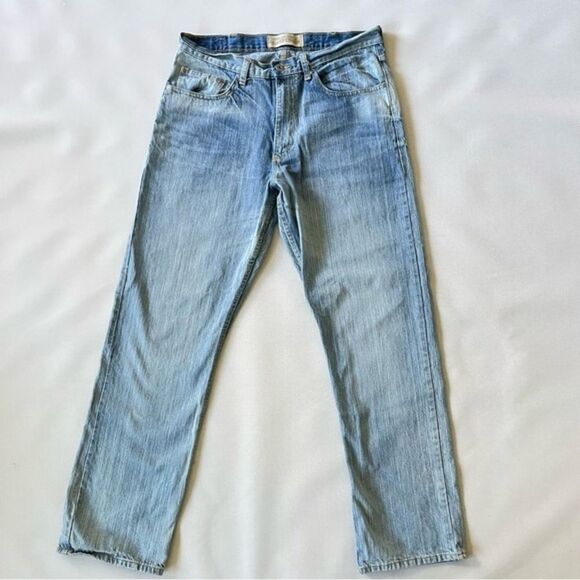 Wrangler Relaxed Straight Light Wash Denim Jeans Men’s Size 34x32 - Picture 1 of 9